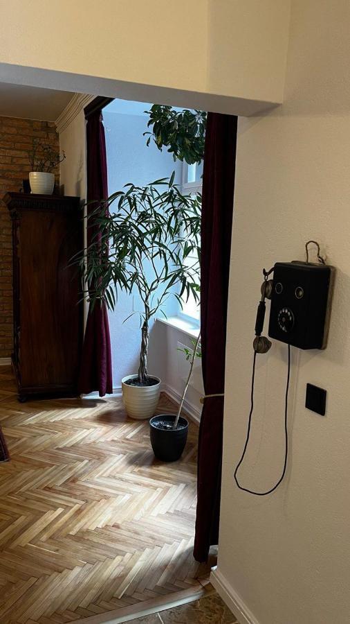 Varga Apartman Sopron Exterior foto