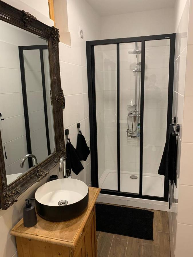 Varga Apartman Sopron Exterior foto